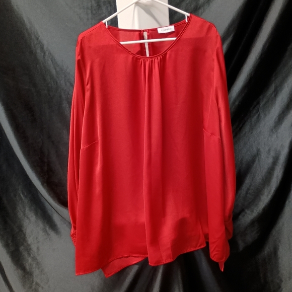 Elegant Red Women's Top - Picture 1 of 17